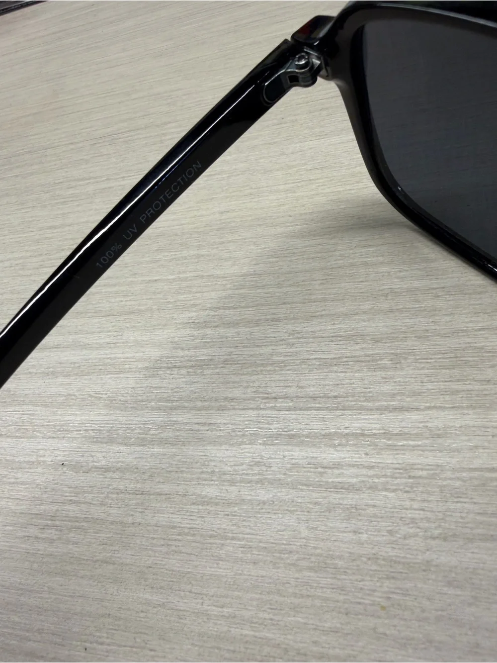 Women’s Black Rectangular Sunglasses